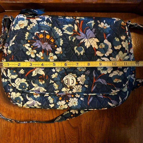 Vera Bradley Saddle Crossbody Turnlock Key Bag in Floral Bursts - Picture 11 of 13